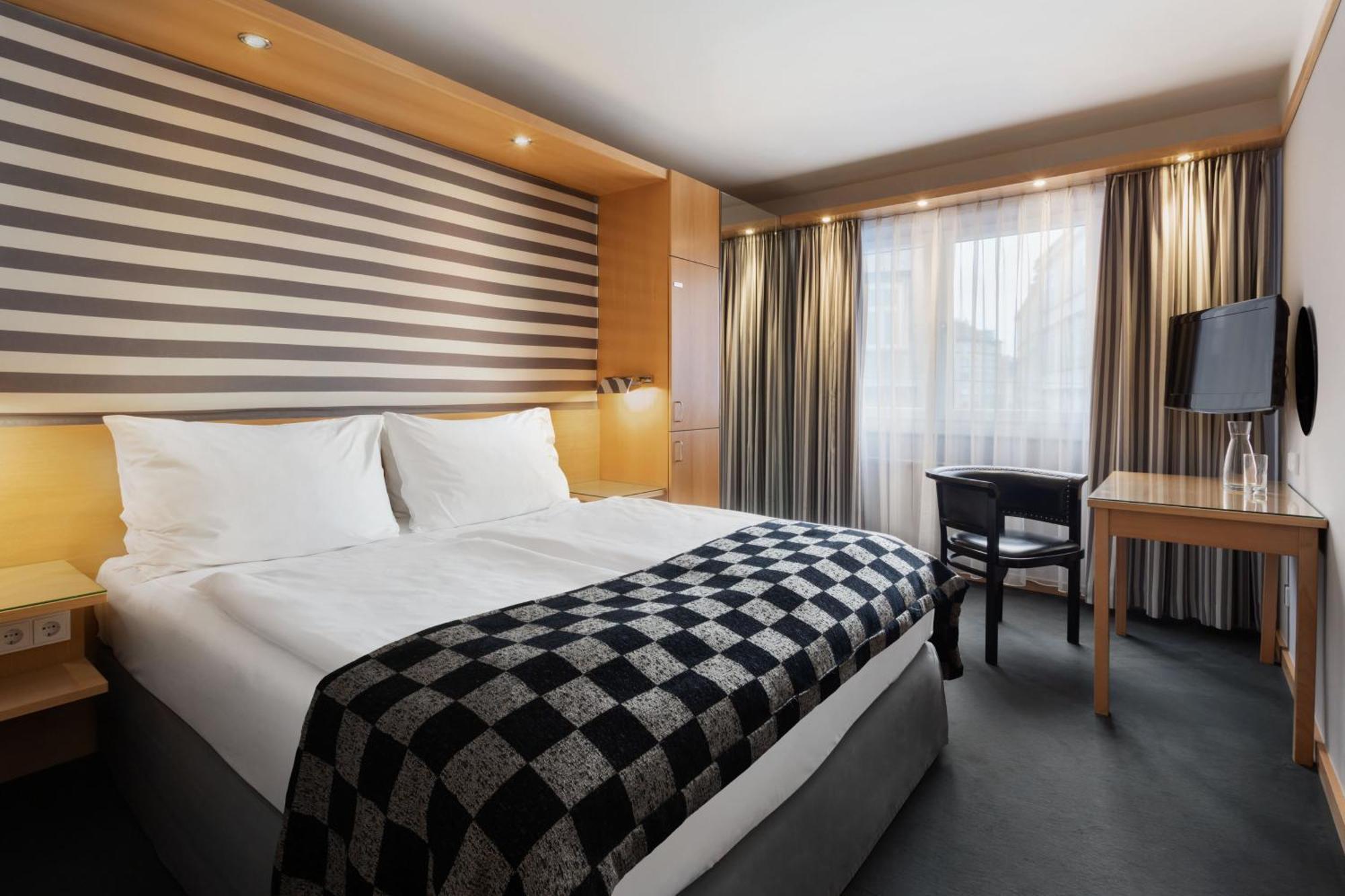 Holiday Inn Vienna City, An Ihg Hotel Εξωτερικό φωτογραφία